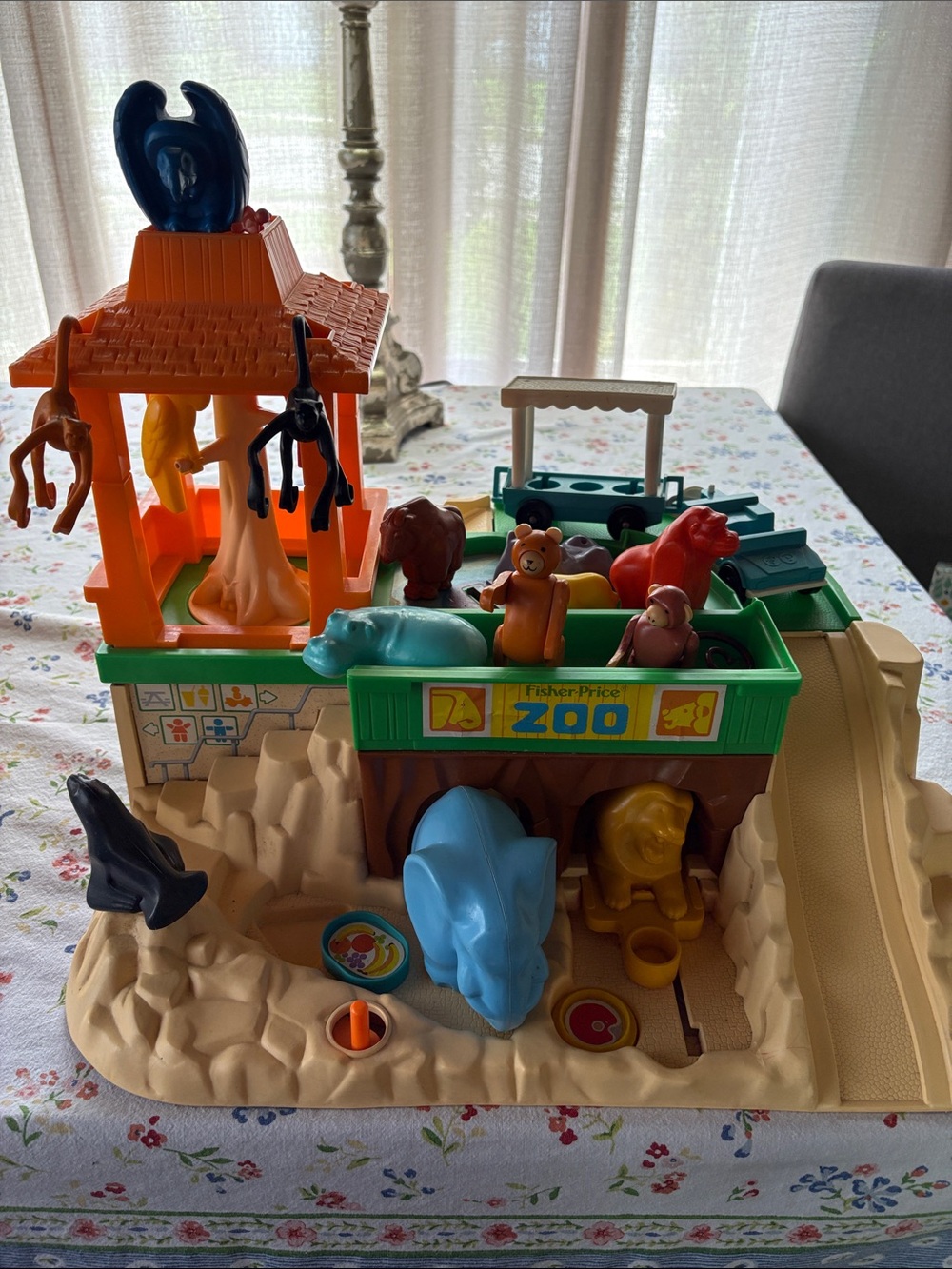 Fisher-Price Vintage Zoo Playset